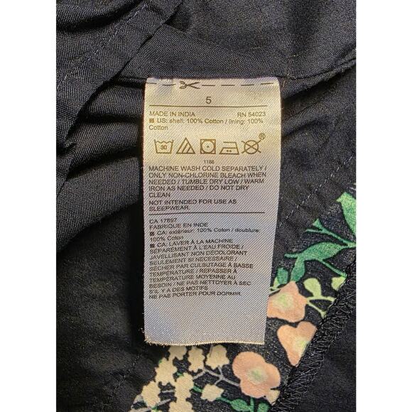 Janie and Jack Navy Floral Top 
Size 5 - Picture 5 of 5